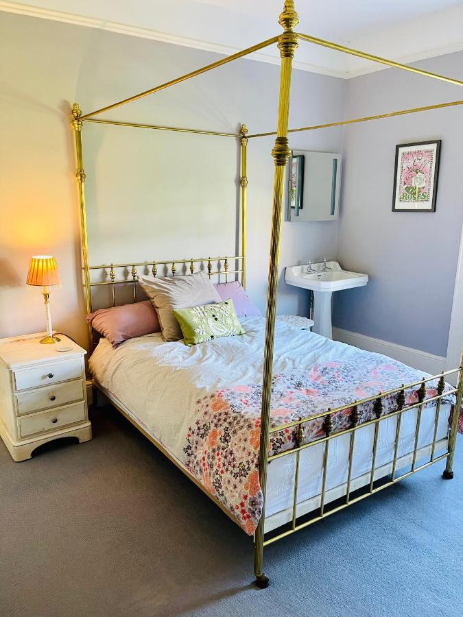 Beautiful Private 2 Bedroom Suite In Mansion Home With Free Parking Hove Exterior foto